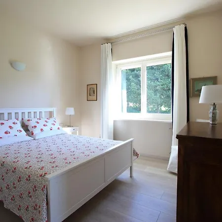 Stauder * ג'נצאנו די רומא